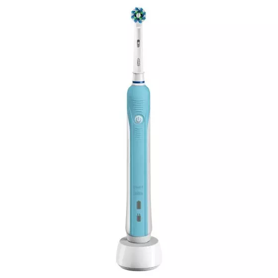 Brosse à dents Oral-B Pro 700 CrossAction