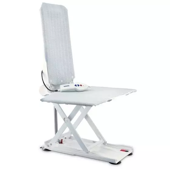 Elévateur de bain avec dossier inclinable Aquatec Orca XL Invacare blanc